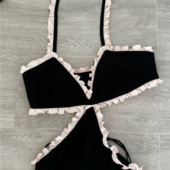 Alexis Black and White Backless Cut-Out Gown - Picture 3 of 6